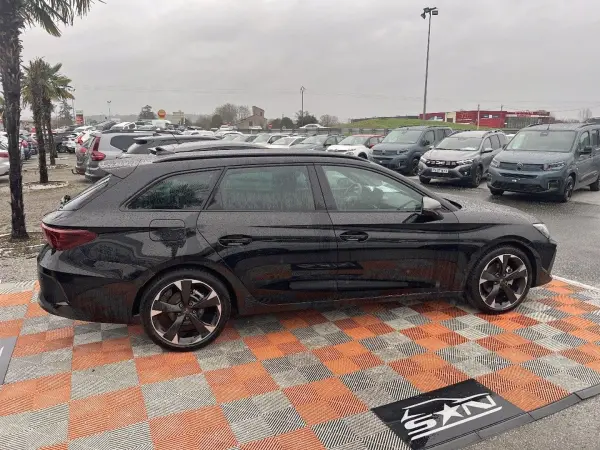 Cupra LEON SPORTSTOURER NEW V 1.5 e-TSI 150 mHEV DSG7 GPS Caméra JA 18" - Photo 4