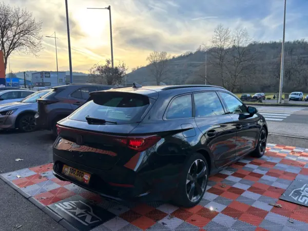 Cupra LEON SPORTSTOURER 1.5 e-TSI 150 mHEV DSG7 Toit Ouvrant Beats Audio Pack Drive L - Photo 5