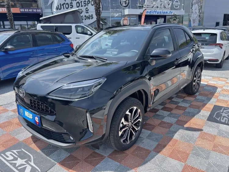 Toyota YARIS CROSS 1.5 HYBRIDE 130 2WD DESIGN BUSINESS